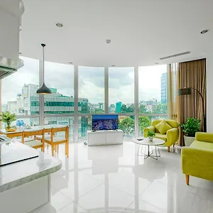  Apartment By Night Ben Thanh